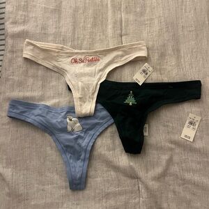 Aerie thongs